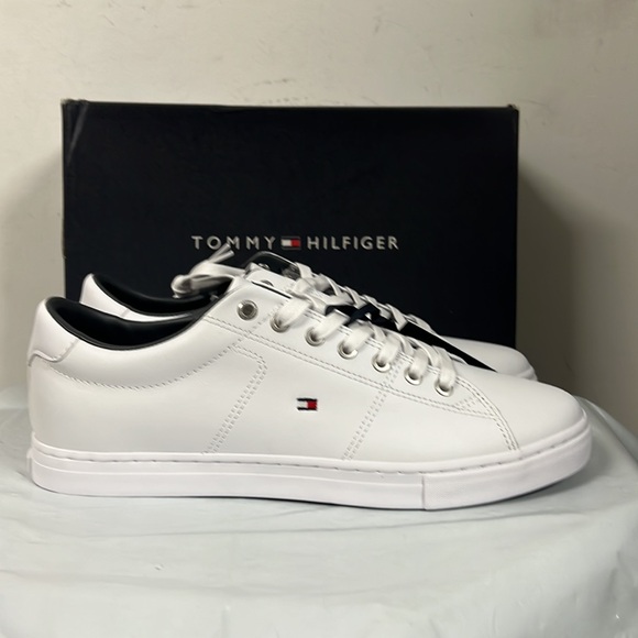 NIB - Tommy Hilfiger Flag Leather Sneaker, White - Multiple Sizes - Picture 6 of 16